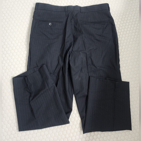 Men's Woolmark Suit - Picture 9 of 16